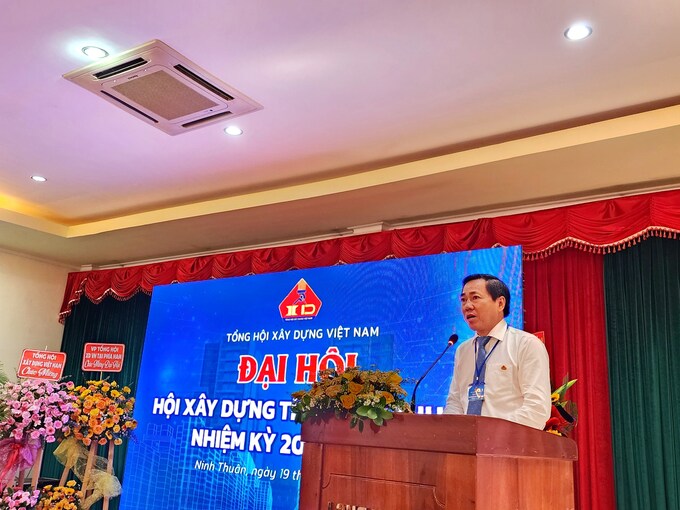 Ông Phan Tấn Cảnh, Ủy viên thường vụ Tỉnh ủy, Phó Chủ tịch UBND Ninh Thuận phát biểu chỉ đạo tại Đại hội.