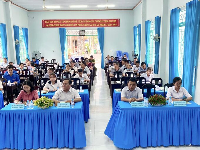 Quang cảnh buổi lễ thành lập CLB Nông dân với pháp luật