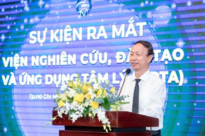 GS.TS Vũ Dũng - Chủ tịch Hội Tâm lý học xã hội Việt Nam phát biểu 