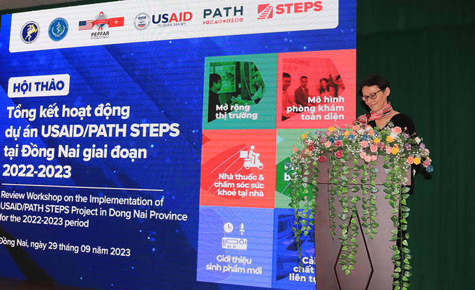 TS Kimberly – Giám đốc Dự án USAID/PATH STEPS phát biểu tại buổi tổng kết