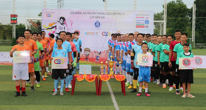 Tham dự giải năm nay có 4 đội gồm: Lão Tướng Quận 7, King Ball FC, Kiến Trúc ADCO FC và CEO FC