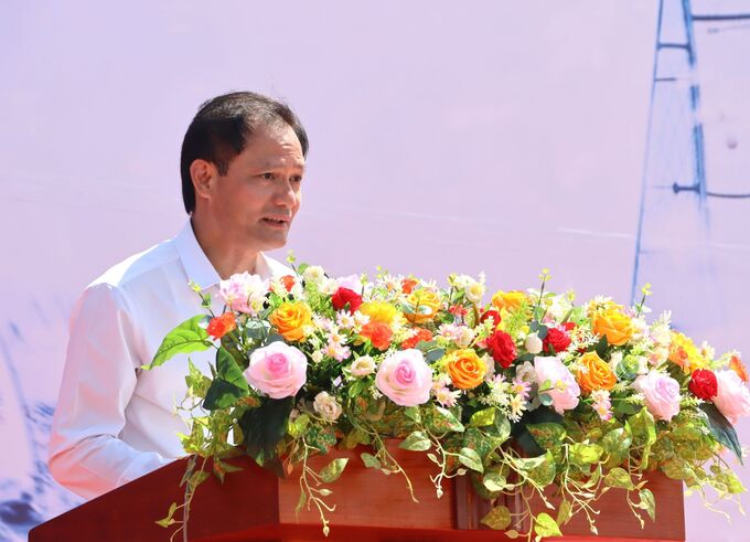 Ông Nguyễn Hải Đường - Vụ trưởng Vụ hợp tác Quốc tế Cục Thể dục thể thao, Phó Chủ tịch kiêm Tổng thư ký Liên đoàn Đua thuyền Việt Nam phát biểu khai mạc