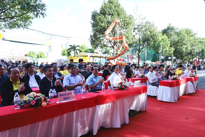 Quang cảnh buổi lễ khai mạc
