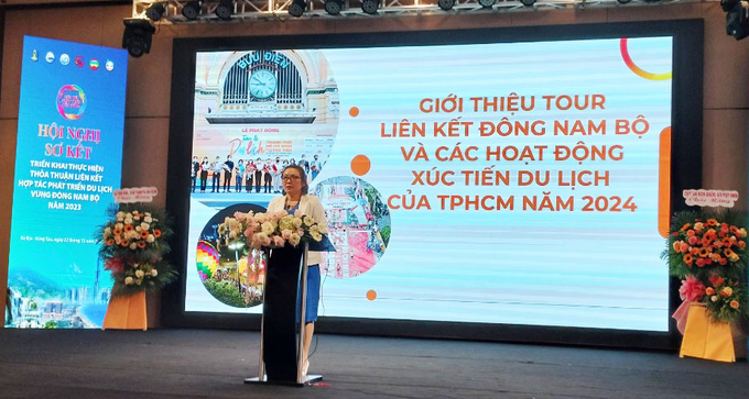 Bà Bùi Thị Ngọc Hiếu - Phó Giám đốc Sở du lịch TP Hồ Chí Minh phát biểu tại hội nghị
