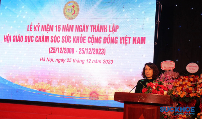 Bà Nguyễn Thị Liên Hương, Ủy viên Ban cán sự Đảng, Thứ trưởng Bộ Y tế phát biểu tại lễ kỉ niệm