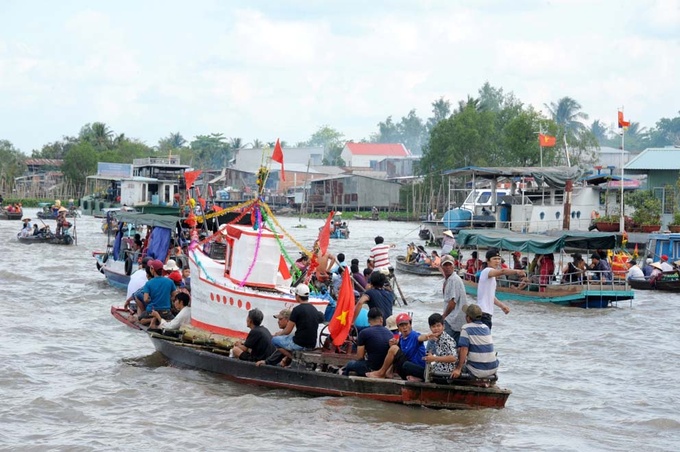 Lễ Tống Phong chính là một hoạt động văn hóa dân gian truyền thống mang tính tự nguyện được người dân ở vùng sông nước cùng nhau duy trì và tổ chức thường niên