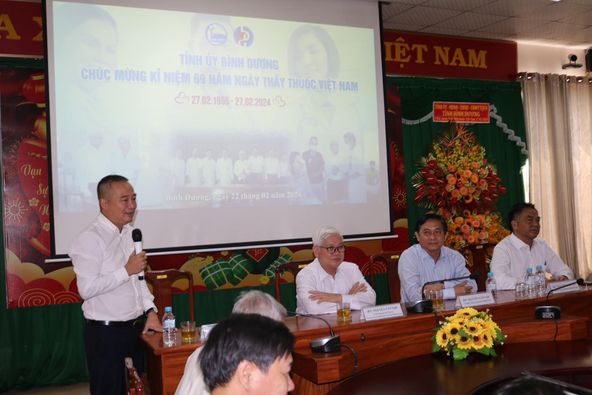PGS.TS.BS Nguyễn Lân Hiếu - Giám đốc Bệnh viện Đa khoa tỉnh phát biểu tại chương trình