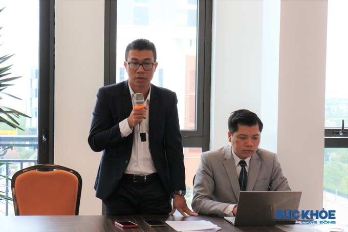 Nhà báo Nguyễn Thành Luân, Trưởng Văn phòng đại diện Tạp chí Sức Khỏe Cộng Đồng tại TP. Hồ Chí Minh phát biểu tham luận