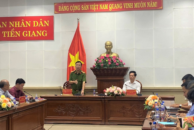Đại tá Nguyễn Văn Lộc trả lời các câu hỏi liên quan đến vụ việc