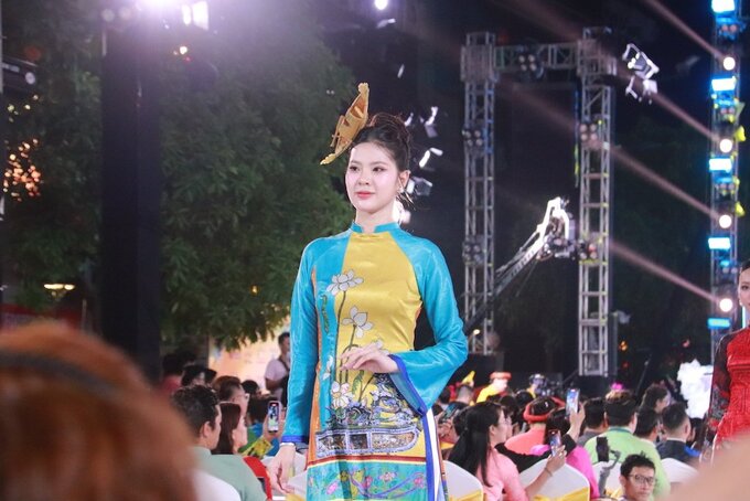 Chương trình “Đồng hành cùng Lễ hội Áo dài” sẽ góp phần đưa áo dài đến gần hơn với đời sống sinh hoạt của người dân Việt Nam và bạn bè quốc tế (Ảnh: KS)