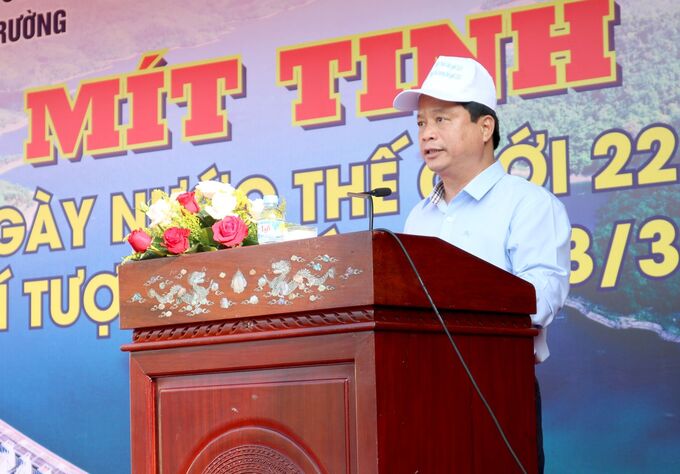 Phó Chủ tịch Thường trực UBND tỉnh Nguyễn Tuấn Thanh phát biểu tại buổi lễ  