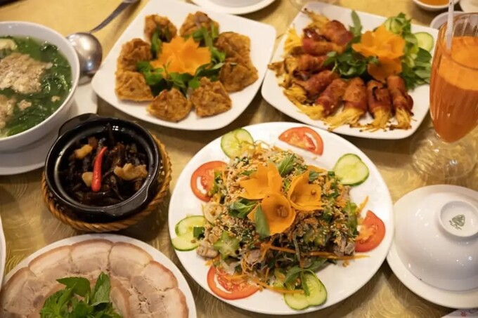 Nhà hàng Hương Việt sẽ là lựa chọn hoàn hảo dành cho bạn và những người thân yêu