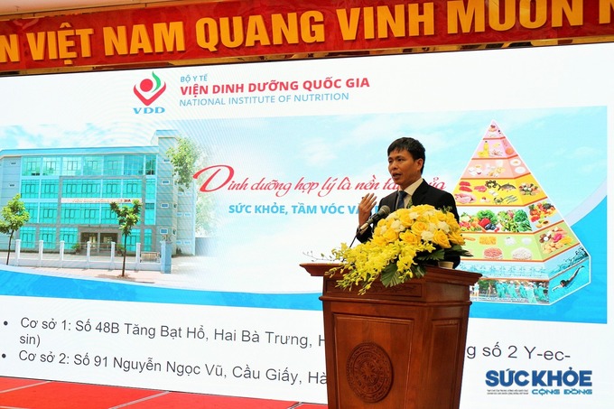 BS Nguyễn Trọng Hưng - Viện Dinh dưỡng Quốc gia báo cáo tham luận tại hội thảo