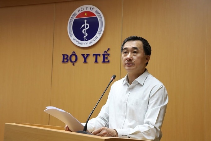 Thứ trưởng Bộ Y tế Trần Văn Thuấn phát biểu khai mạc hội nghị
