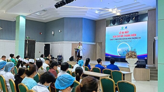 BS.CKII Nguyễn Thị Tân Xuân - Giám đốc Bệnh viện Đa khoa Phương Chi phát biểu tại buổi lễ