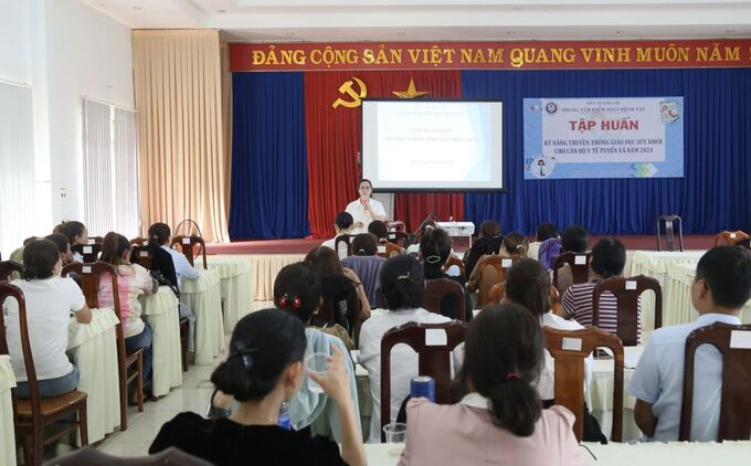 Toàn cảnh lớp tập huấn kỹ năng truyền thông giáo dục sức khỏe cho cán bộ y tế tuyến xã năm 2024 (ảnh: Bảo Trọng)