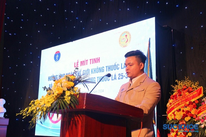 Ông Lê Trung Huy, đại diện hội viên tập thể Trung Huy Group tại Tp. Đà Nẵng phát biểu hưởng ứng Ngày Quốc tế không thuốc lá 31/5 và Tuần lễ quốc gia không thuốc lá 25 - 31/5/2024