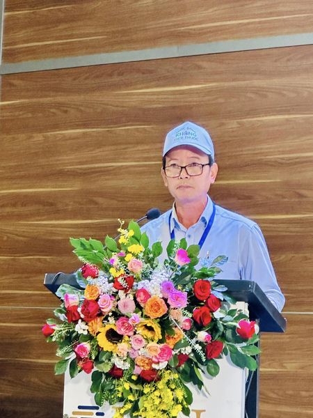Ông Nguyễn Kiều Uyên - Giám đốc Trung tâm Kiểm soát Bệnh tật tỉnh Bình Dương phát biểu tại lễ mít tinh
