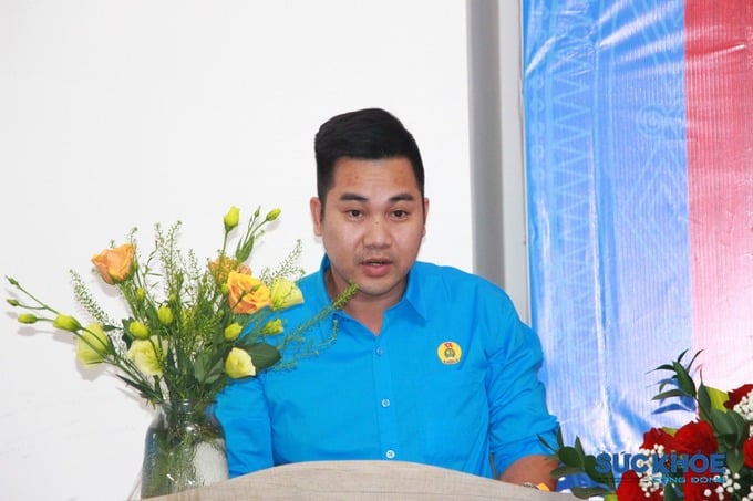 Đồng chí Vũ Ngọc Thành, Ủy viên phụ trách kế toán, thu chi Công đoàn cơ sở Tạp chí Sức Khỏe Cộng Đồng phát biểu