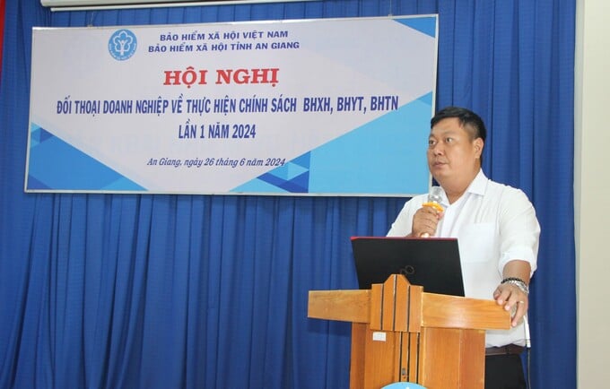 Phó Giám đốc BHXH An Giang Văng Anh Trung phát biểu khai mạc hội nghỊ