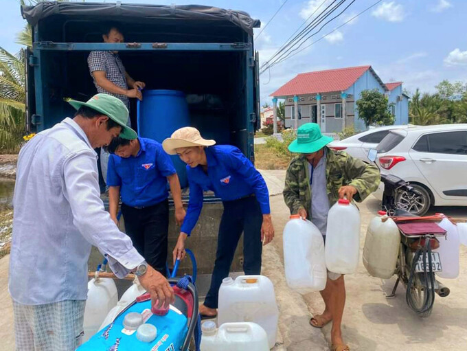 Một số xã vùng hạ đã thiếu nước sinh hoạt trầm trọng trong mùa khô 2023-2024