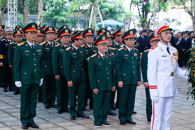 Đoàn Quân ủy Trung ương Bộ Quốc phòng viếng Tổng Bí thư Nguyễn Phú Trọng