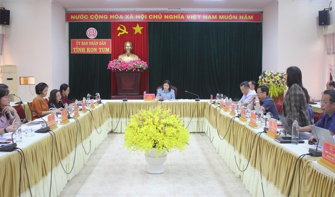 Quang cảnh cuộc họp