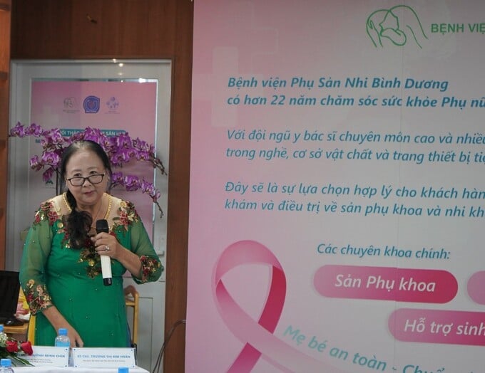 BS.CKII Trần Thị Kim Hoàn – Phó Giám đốc Bệnh viện Phụ sản nhi Bình Dương phát biểu tại hội thảo khoa học sản nhi