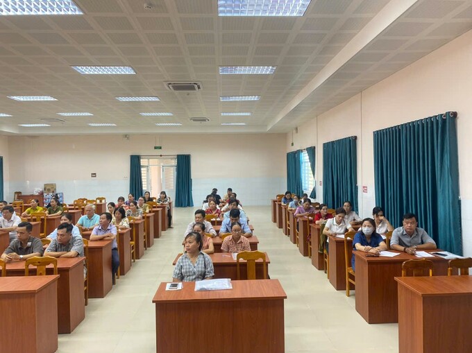 Quang cảnh lớp tập huấn