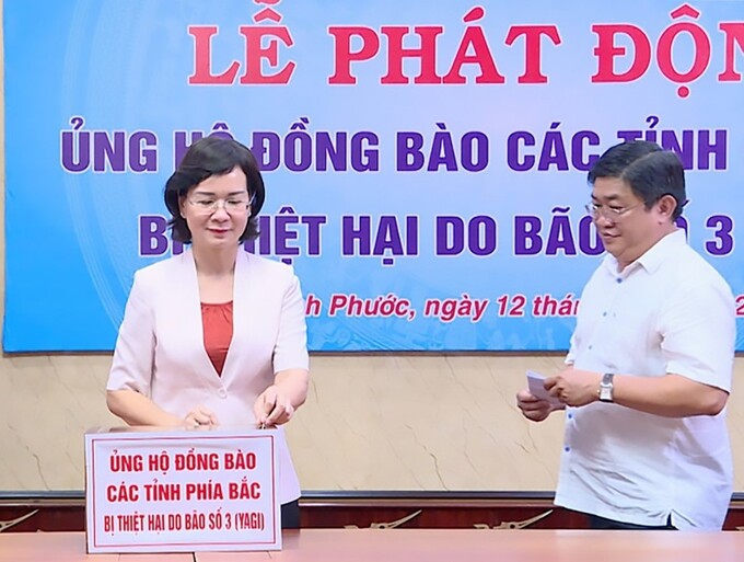 Công đoàn Văn phòng UBND tỉnh Bình Phước đã phát động quyên góp và ủng hộ đồng bào các tỉnh phía Bắc bị thiệt hại của bão số 3