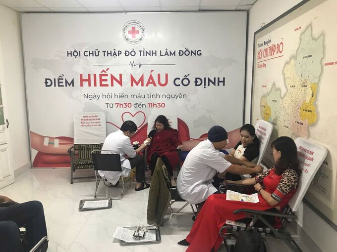 Hội Chữ thập đỏ tỉnh phối hợp với Bệnh viện Đa khoa Lâm Đồng tổ chức hiến máu tình nguyện