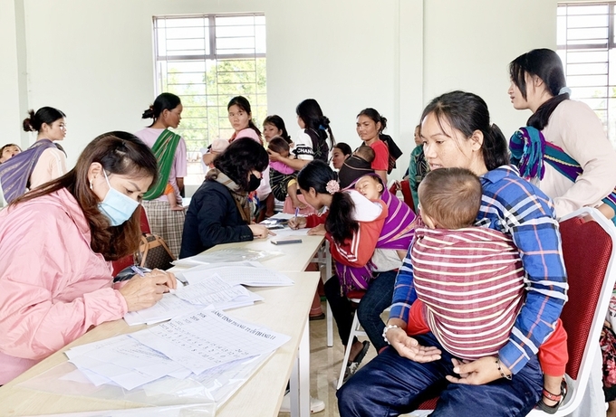 Qua tuyên truyền, vận động, nhiều phụ nữ trong độ tuổi sinh đẻ trên địa bàn tỉnh đã chú trọng đến việc chăm sóc sức khỏe sinh sản (Ảnh: N.N)