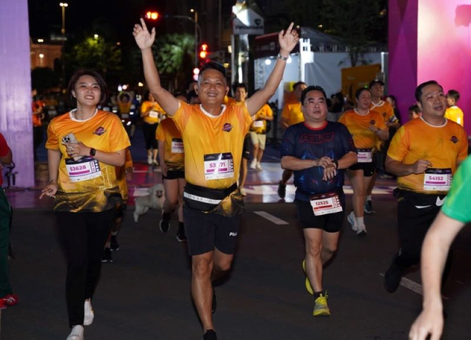 Các vận động viên tham gia Giải chạy đêm District 1 Midnight Run 2024 (Ảnh: BTC)