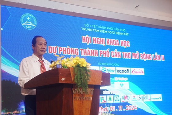 Ông Phạm Phú Trường Giang - Phó Giám đốc Sở Y tế TP. Cần Thơ phát biểu khai mạc tại hội nghị