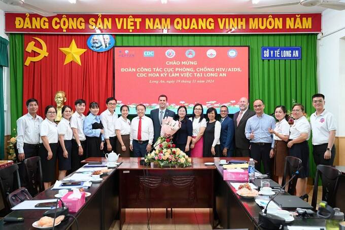 Sở Y tế làm việc cũng đoàn công tác Cục phòng, chống HIV/AIDS và Trung tâm Kiểm soát và phòng ngừa dịch bệnh Hoa Kỳ