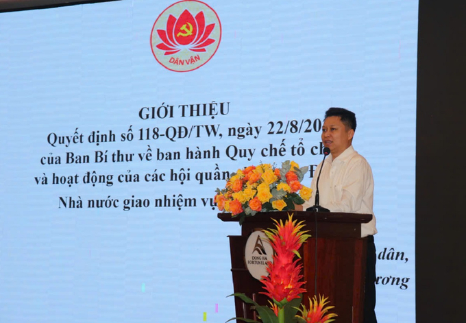 Ông Cao Hùng Hưng - Phó Vụ trưởng Cơ quan trường trực Ban Dân vận Trung ương tại TP. Hồ Chí Minh phát biểu tại hội nghị