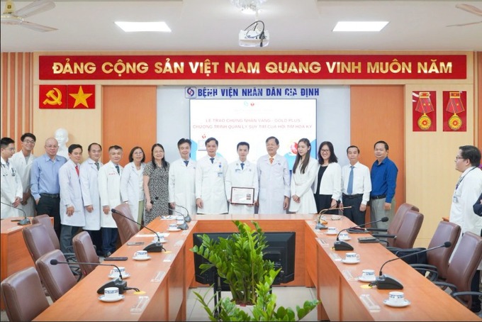 Bệnh viện Nhân dân Gia Định đón nhận chứng nhận vàng về điều trị suy tim của Hội Tim Hoa Kỳ (AHA) 