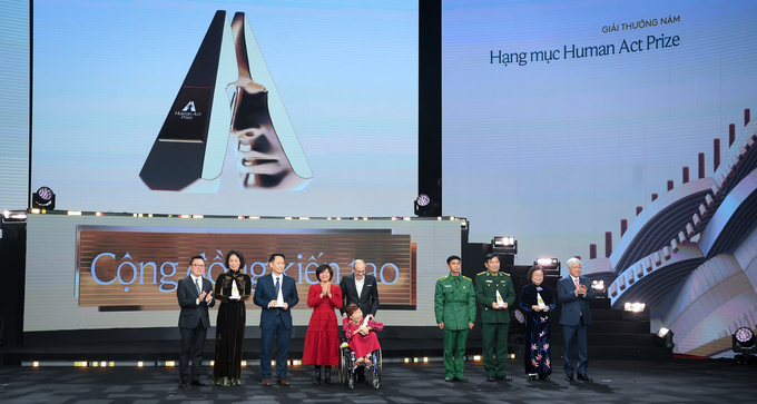Chương trình NESCAFÉ Plan được vinh danh ở hạng mục cao nhất tại lễ trao giải Human Act Prize 2024