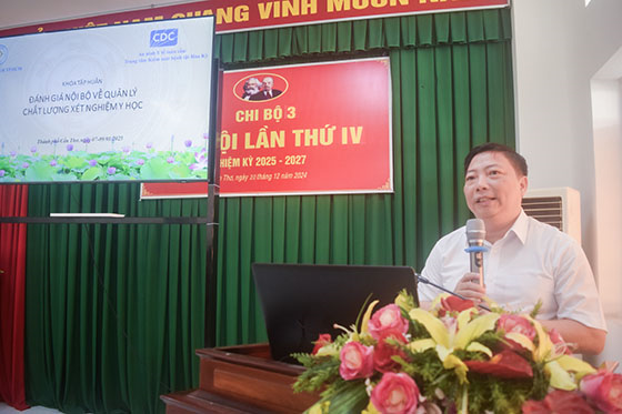 PGS.TS.BS Nguyễn Vũ Trung - Viện trưởng Viện Pasteur TP. HCM phát biểu khai mạc