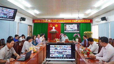 Các đại biểu dự hội nghị.