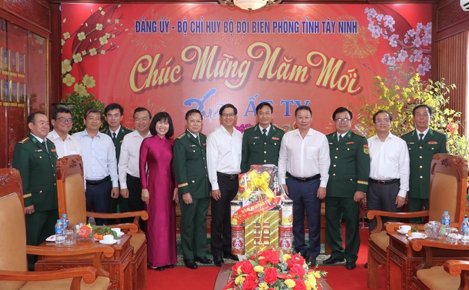 Lãnh đạo tỉnh thăm và chúc Tết tại Ban Chỉ huy Bộ đội Biên phòng tỉnh