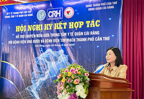 Bà Nguyễn Ngọc Việt Nga - Phó Giám đốc Sở Y tế TP. Cần Thơ phát biểu chỉ đạo