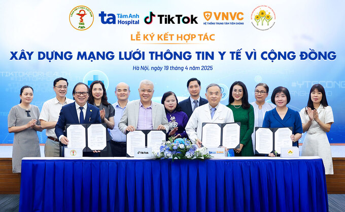 Tổng hội Y học Việt Nam, Quỹ Hỗ trợ bệnh nhân ung thư Ngày mai tươi sáng, TikTok Việt Nam và Hệ thống BVĐK Tâm Anh, Hệ thống Trung tâm Tiêm chủng VNVC ký kết hợp tác xây dựng mạng lưới thông tin y tế vì cộng đồng