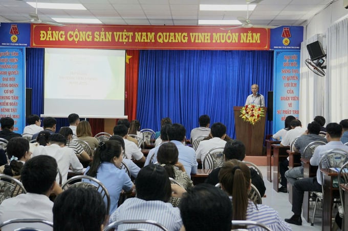 Quang cảnh lớp tập huấn