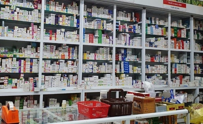 Xử lý nghiêm việc sản xuất, buôn bán thuốc chữa bệnh giả, sữa giả và thực phẩm bảo vệ sức khỏe giả