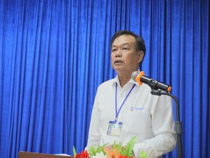 BS.CKII Nguyễn Quan Phú - Phó Giám đốc Trung tâm Kiểm soát bệnh tật tỉnh Cà Mau đề cập một số nội dung trọng tâm trong công tác tiêm chủng.
