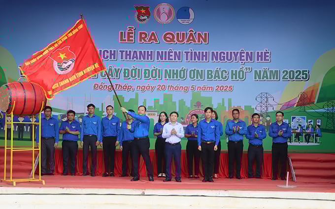 Phát lệnh ra quân chiến dịch thanh niên tình nguyện hè năm 2025