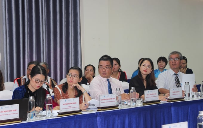 Hội thảo thu hút sự tham gia của 100 đại biểu đến từ nhiều trường đại học, Viện nghiên cứu, các tổ chức phi chính phủ địa phương...