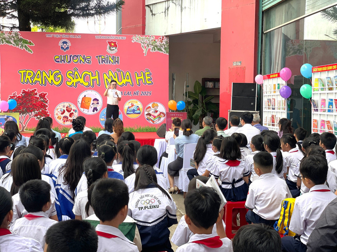 Chương trình thu hút sự tham gia của 400 học sinh trên địa bàn TP. Pleiku (Ảnh: Lam Nguyên)