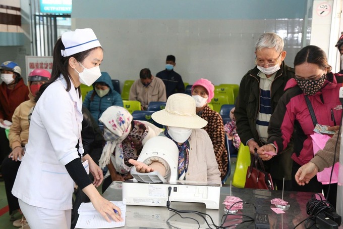 Người dân cần chủ động phòng bệnh Covid-19 theo khuyến cáo của ngành y tế (Ảnh: Đình Thi)